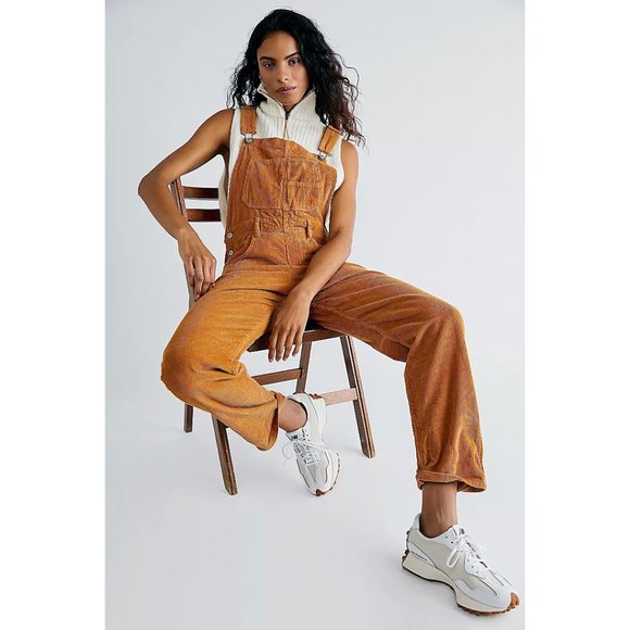 NWT Free People Ziggy Corduroy Bib Overalls Relaxed Fit in Tan LARGE - Picture 4 of 8